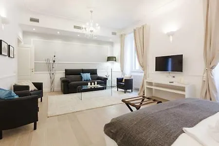 Apartment Divina
